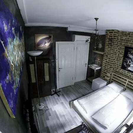 Bed & Breakfast Eksen Art Suites
