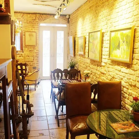 Eksen Art Suites Bed & Breakfast *